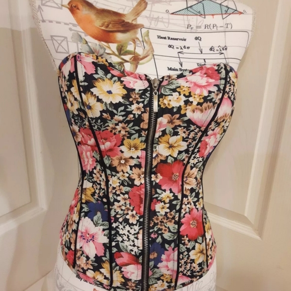 Carmin Los Angeles Tops - Carmin Los Angeles corset size M